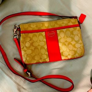 Coach Crossbody purse, authentic.